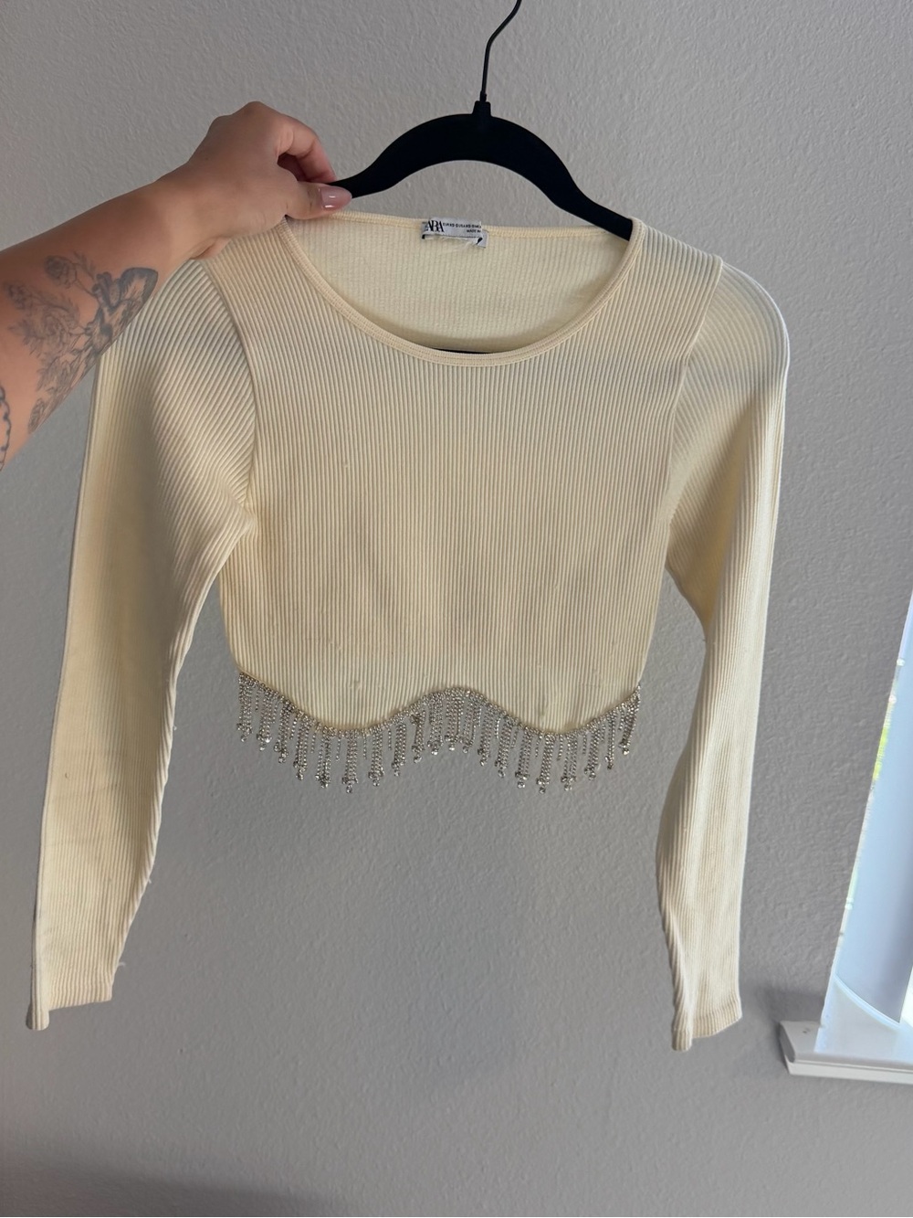 Long sleeve cropped top